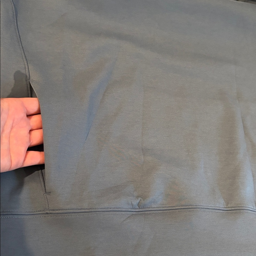 NWT [Abercrombie & Fitch] YPB neoKNIT Crewneck Sweatshirt Light Blue Women’s XL - Picture 8 of 12